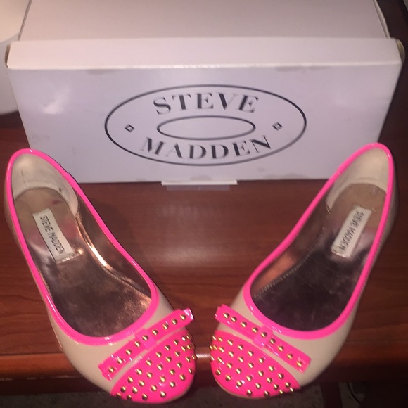 Steve Madden Shoes - Steve Madden Flats 🍰 With Box